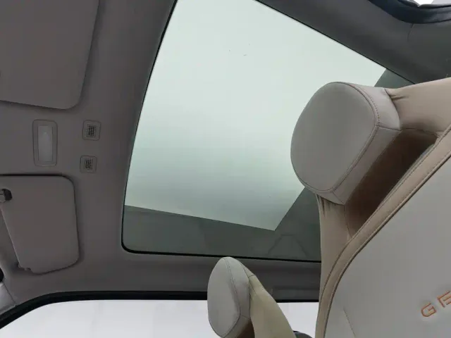Geely Panda — Фото автомобиля 14