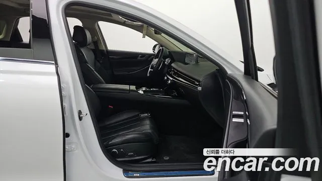 Genesis G80 Бензин 2.5 турбо AWD — Фото автомобиля 17