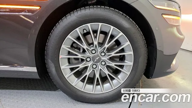 Genesis G80 Бензин 2.5 турбо AWD — Фото автомобиля 5