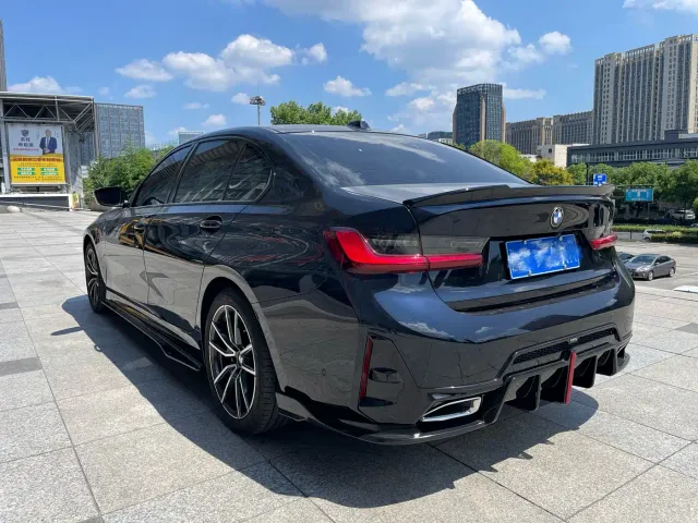 BMW 3 Series — Фото автомобиля 5