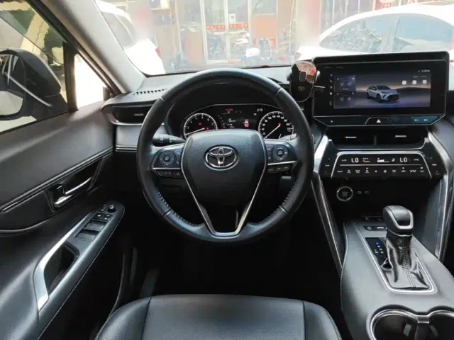 Toyota Venza — Фото автомобиля 10