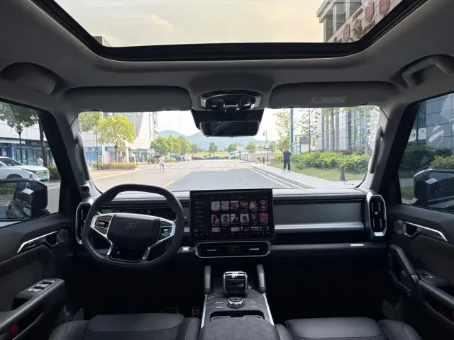 Jetour T2 — Фото автомобиля 11