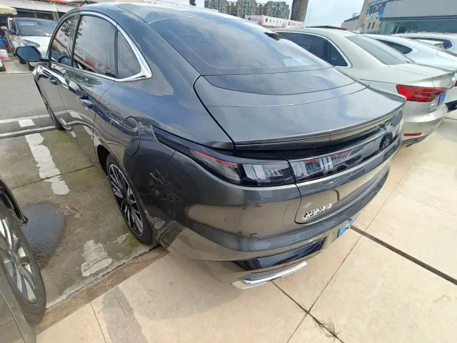 Changan Eado — Фото автомобиля 14