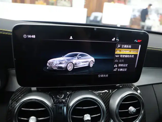 Mercedes-Benz C-Class AMG — Фото автомобиля 12