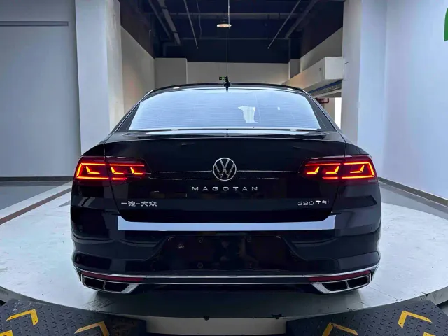 Volkswagen Magotan — Фото автомобиля 6