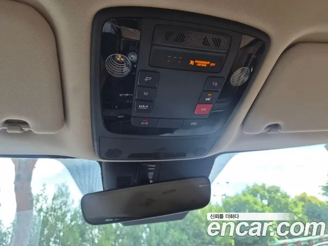 Kia Canival Carnival 4 поколение Бензин 7 мест Noblesse — Фото автомобиля 19