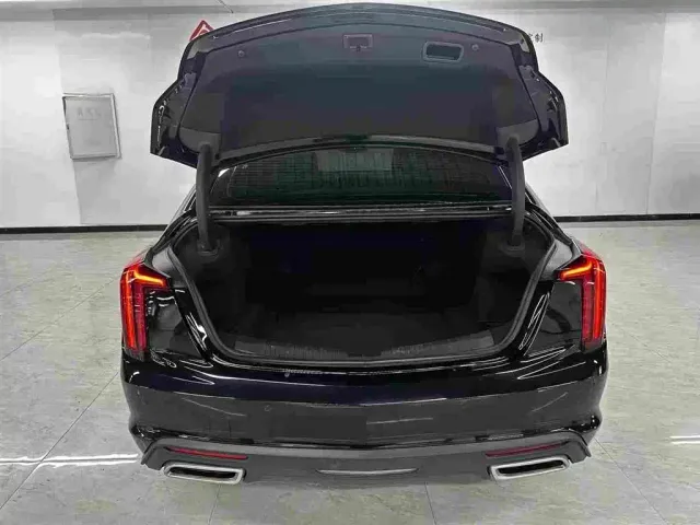 Cadillac CT5 — Фото автомобиля 6