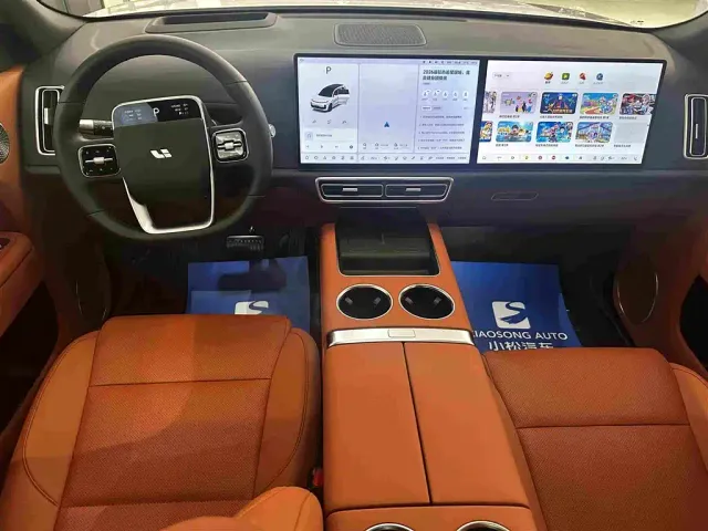 Li Auto L9 — Фото автомобиля 12