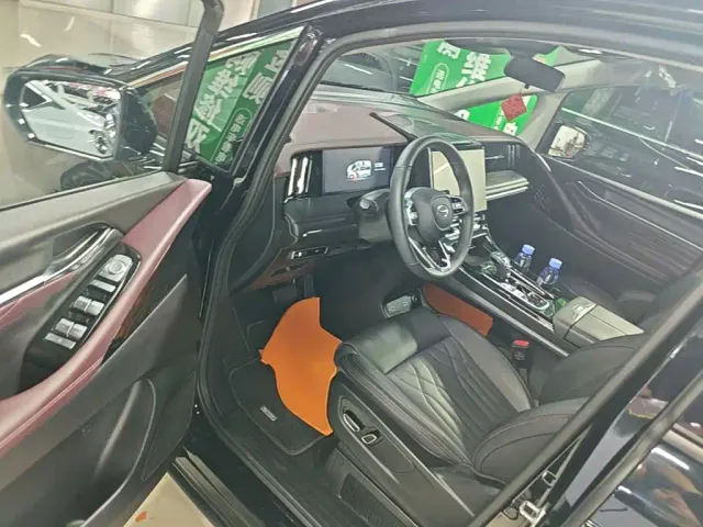 GAC Trumpchi M8 — Фото автомобиля 15