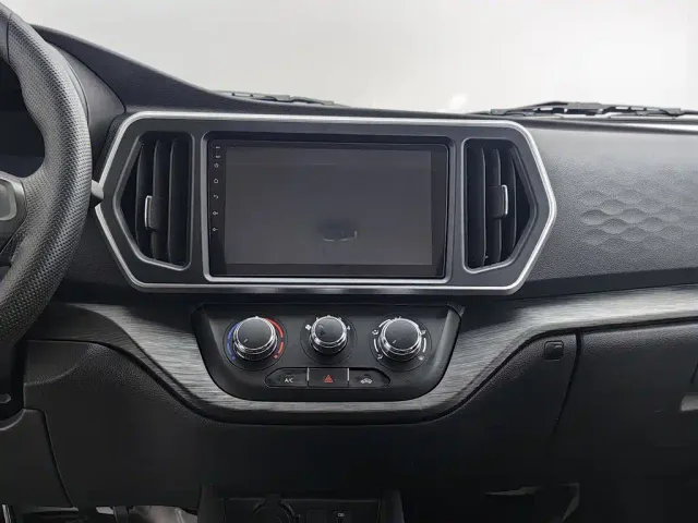 Changan Ruixing EM80 — Фото автомобиля 12