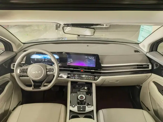 Kia Sportage — Фото автомобиля 12