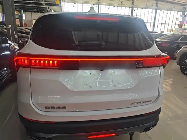 Jetour X70 Plus — Фото автомобиля 5