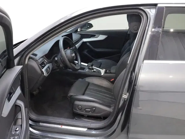 Audi A4L — Фото автомобиля 11