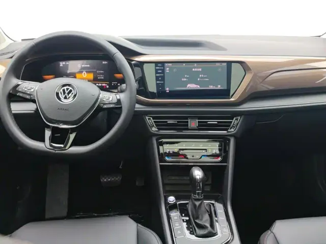 Volkswagen Tharu — Фото автомобиля 12