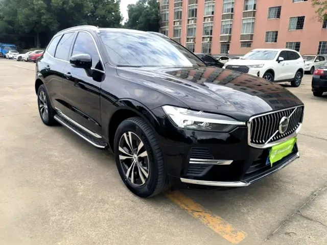 Volvo XC60 — Фото автомобиля 3