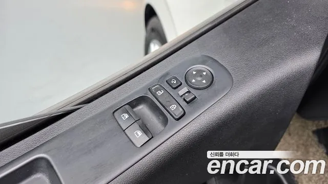 Hyundai Staria — Фото автомобиля 24