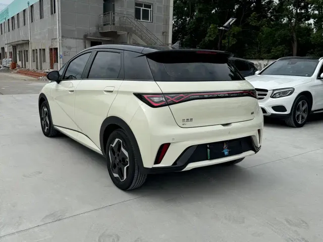 BYD Dolphin — Фото автомобиля 15