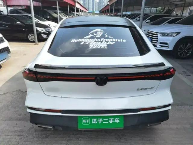 Changan UNI-V — Фото автомобиля 5