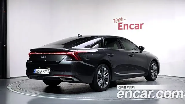 Kia K8 Hybrid — Фото автомобиля 2