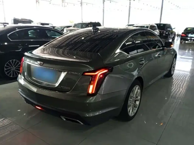 Cadillac CT5 — Фото автомобиля 6