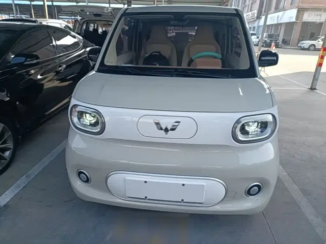 Wuling Hongguang Mini EV — Фото автомобиля 2