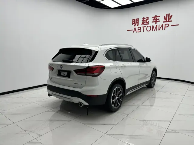 BMW X1 — Фото автомобиля 9