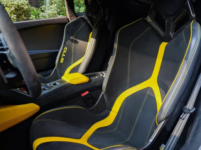 Lamborghini Huracan — Фото автомобиля 23