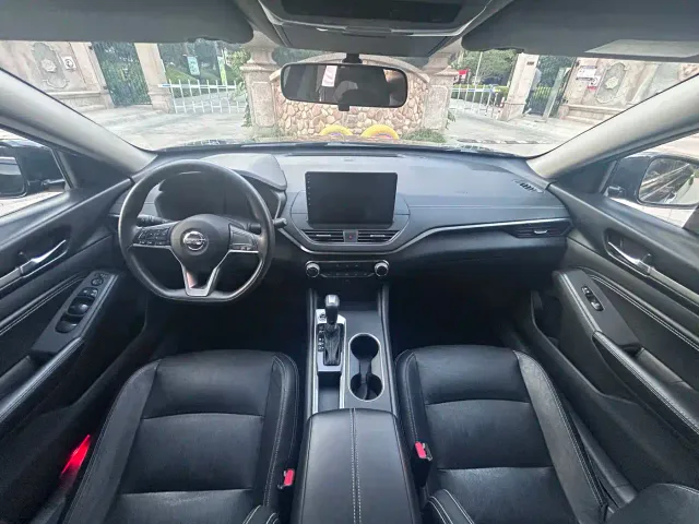 Nissan Teana — Фото автомобиля 6
