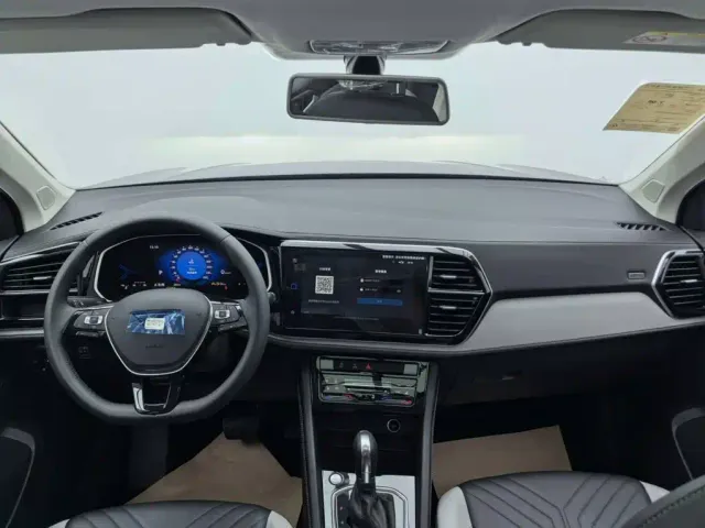 Jetta VS5 — Фото автомобиля 9