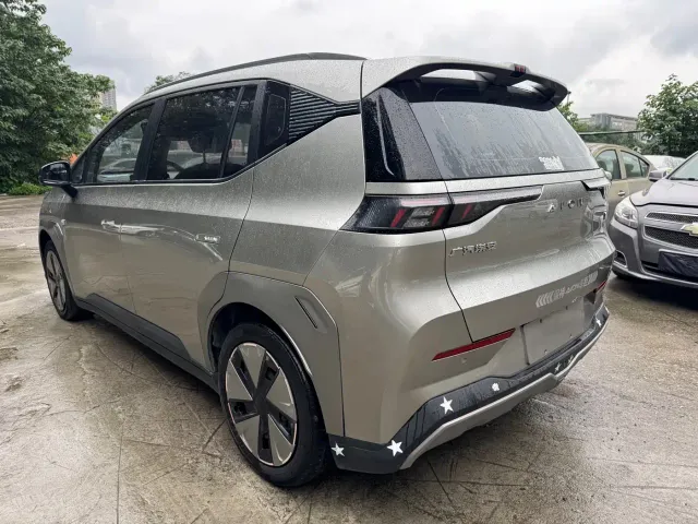 GAC Aion Y — Фото автомобиля 6