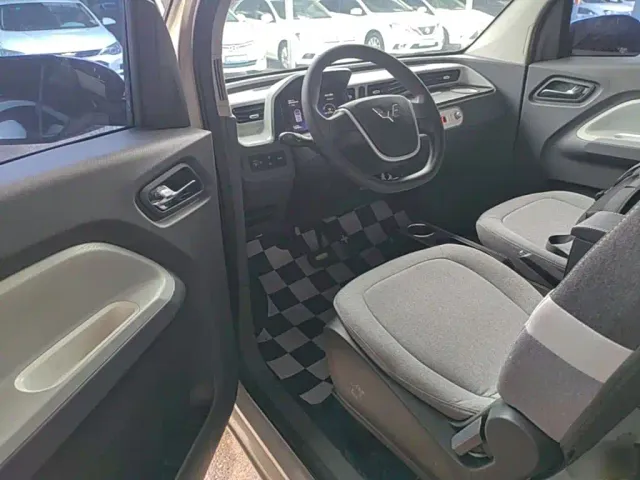 Wuling Hongguang Mini EV — Фото автомобиля 15