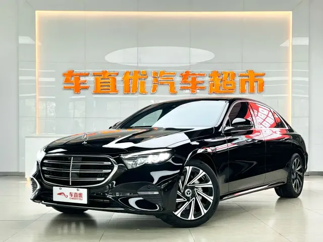 Фотография автомобиля — Mercedes-Benz E-Class
