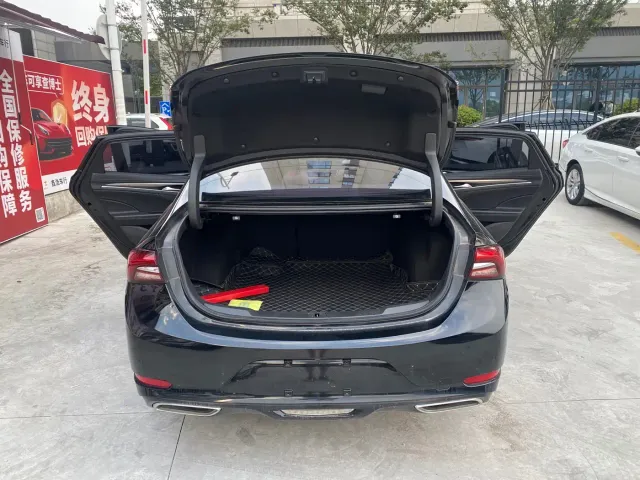 Buick LaCrosse — Фото автомобиля 8