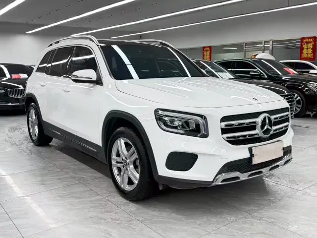 Mercedes-Benz GLB-Class — Фото автомобиля 3