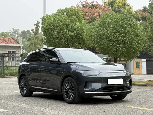 Leapmotor C11 — Фото автомобиля 3