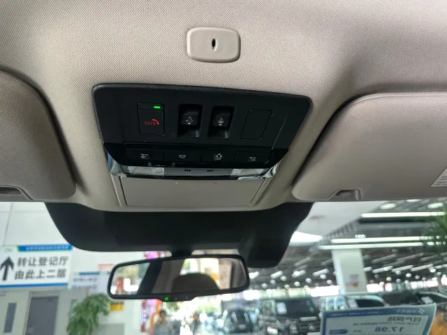Nissan Terra — Фото автомобиля 16