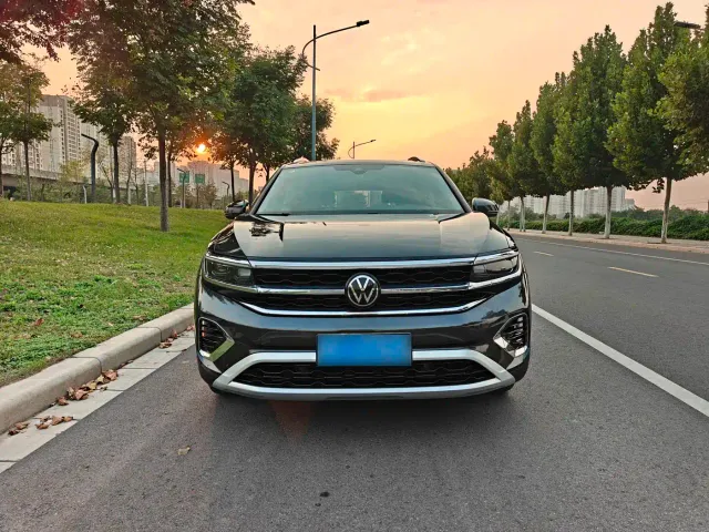 Volkswagen Talagon — Фото автомобиля 2