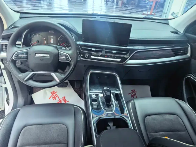 Haval H6 — Фото автомобиля 10