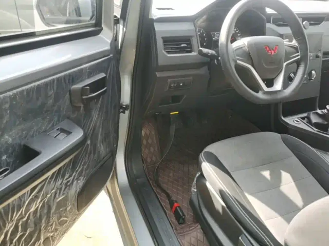 Wuling Zhengcheng — Фото автомобиля 15