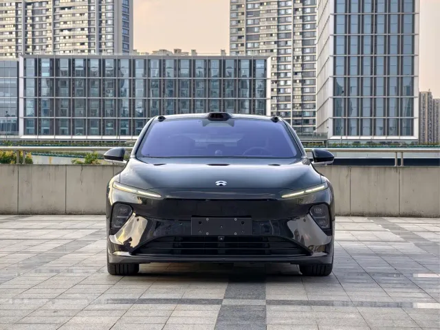 Nio ET7 — Фото автомобиля 2