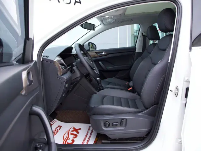 Volkswagen Tharu — Фото автомобиля 7