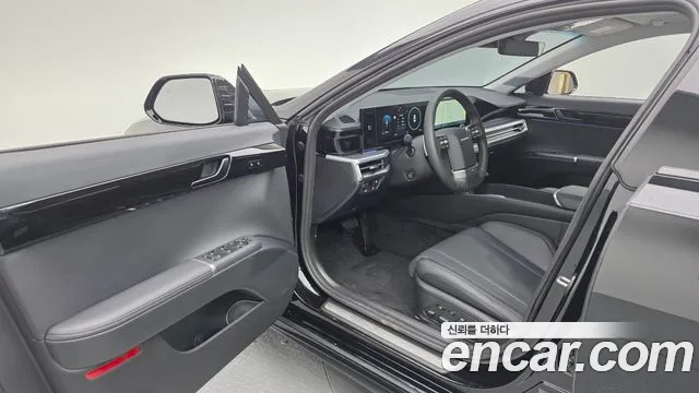 Hyundai Grandeur GN7 — Фото автомобиля 10
