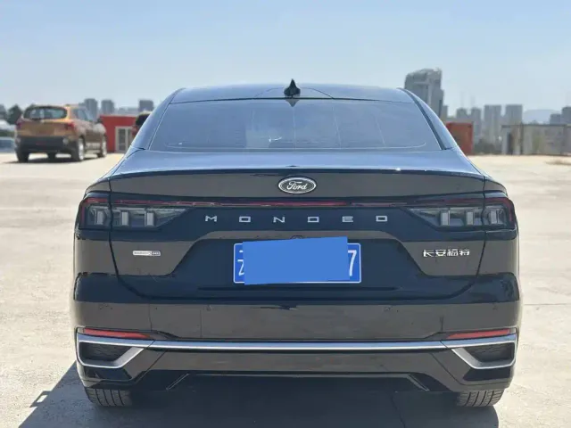 Ford Mondeo — Фото автомобиля 8