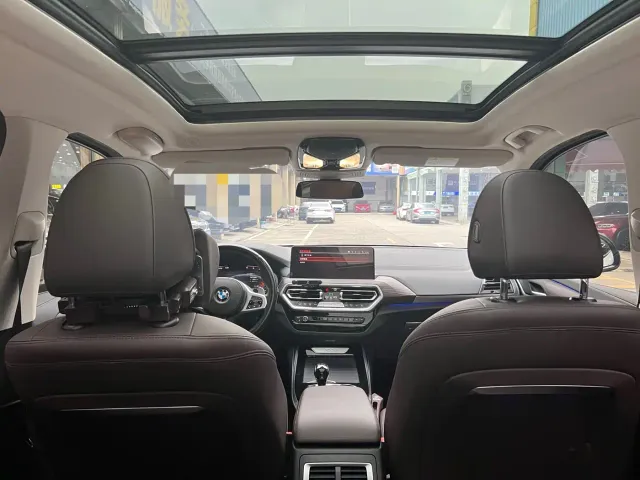 BMW X3 — Фото автомобиля 11