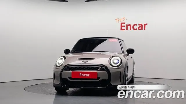 MINI Cooper — Фото автомобиля 3