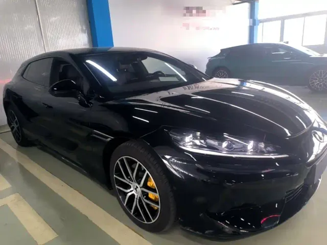 Denza Z9GT — Фото автомобиля 3