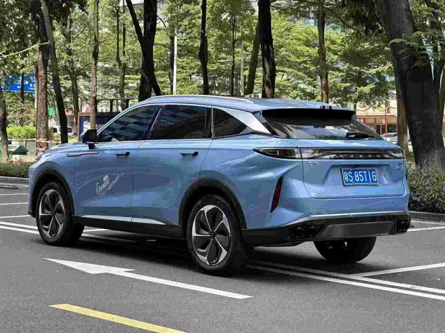 Exeed RX — Фото автомобиля 4