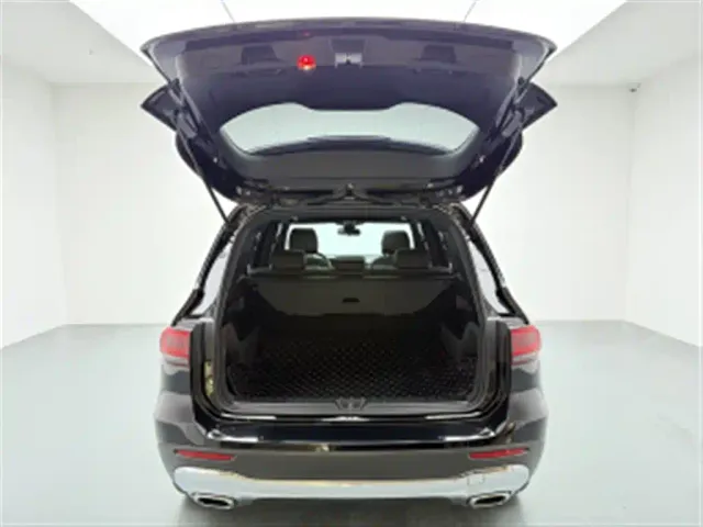 Mercedes-Benz GLB-Class — Фото автомобиля 10