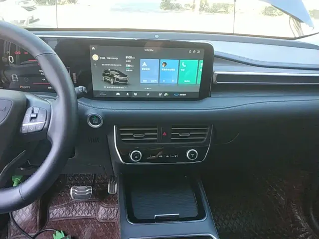 Ford Edge — Фото автомобиля 12