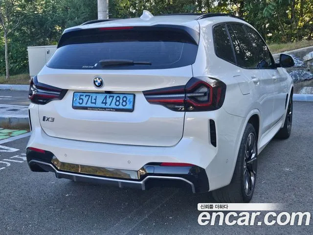 BMW iX3 G08 (2020–2024) — Фото автомобиля 5